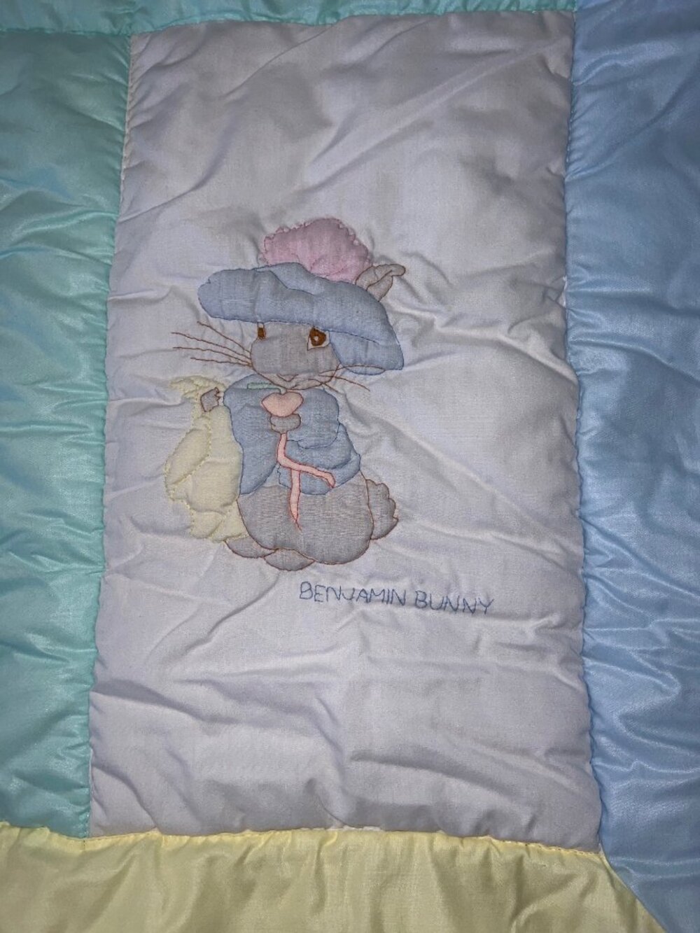Peter Rabbit Beatrix Potter Crib Comforter & Diaper Stacker Holder Quiltex - Picture 4 of 11